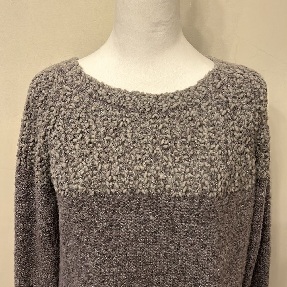 Fate purple fuzzy long sleeve sweater Size L EUC - Picture 6 of 9